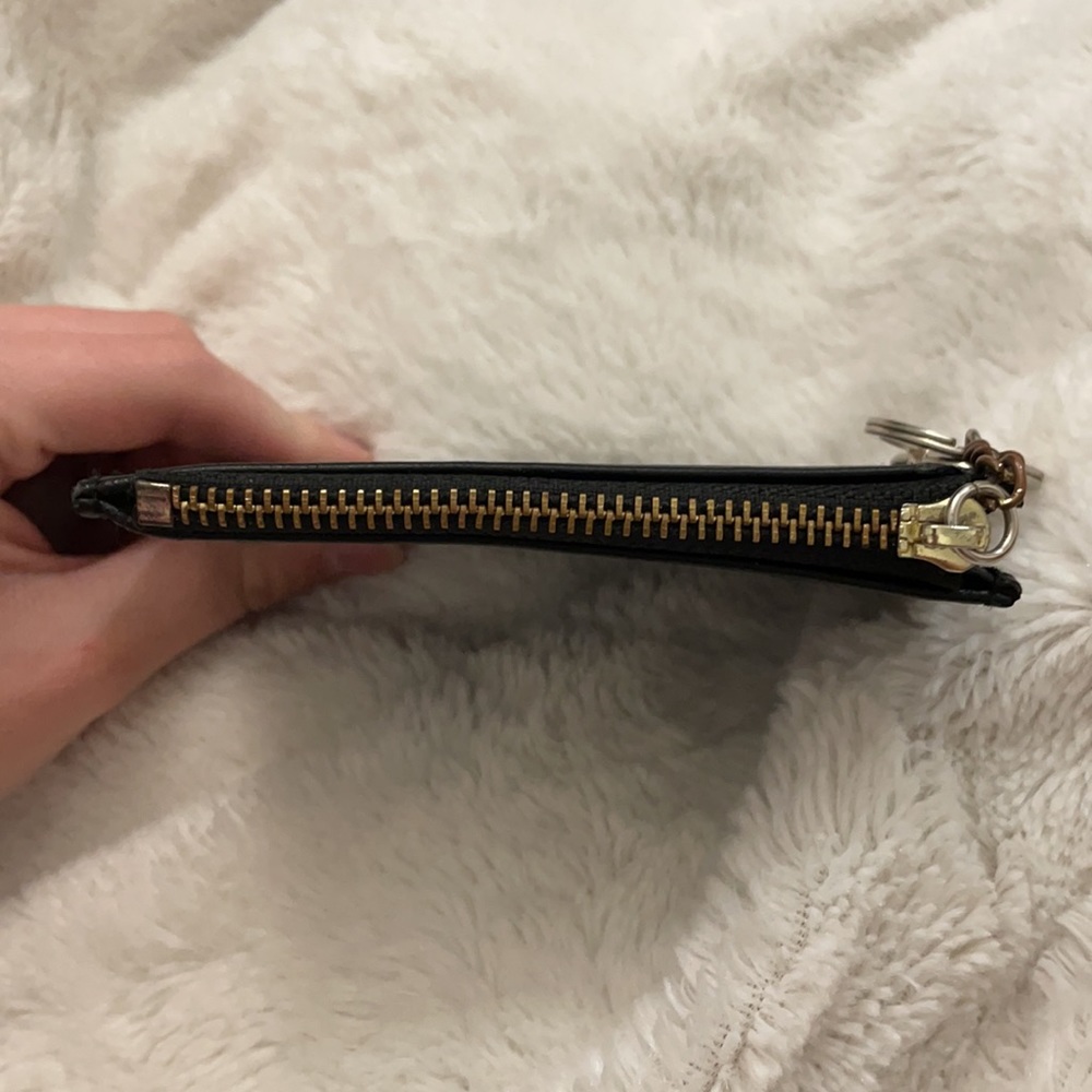 Small Keychain Wallet - Picture 2 of 5
